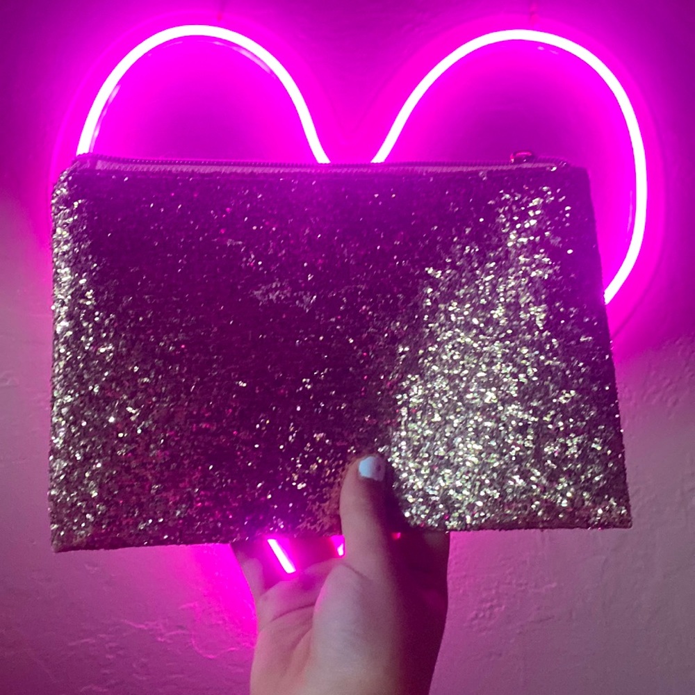Shiny pencil case